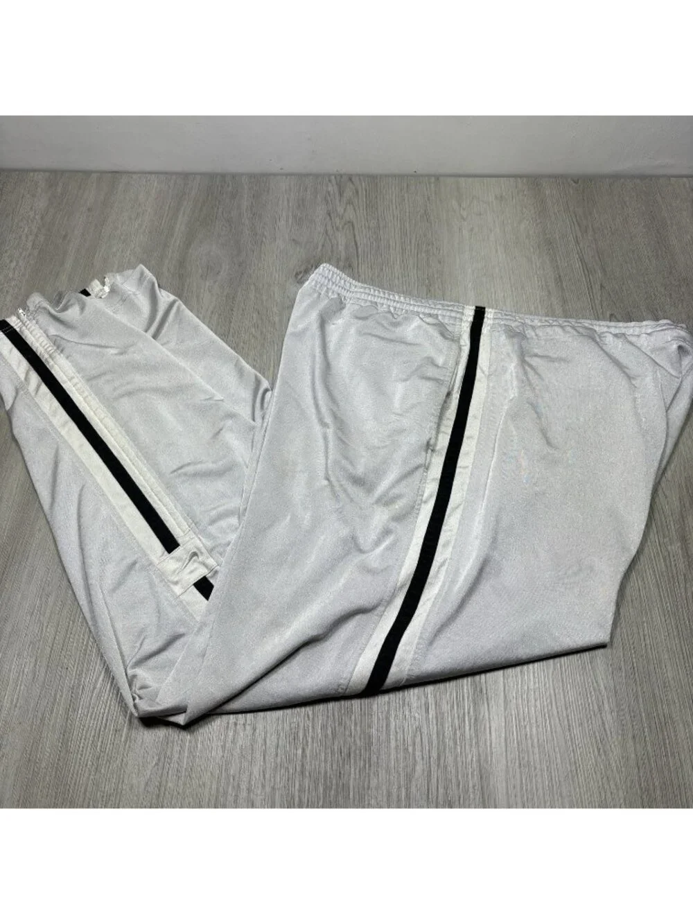 Nike Men's Gray Track Pants XL Polyester Waist Drawstring Gym Training